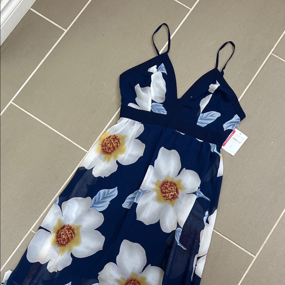 Tea & Cup Navy and White Floral Maxi Dress